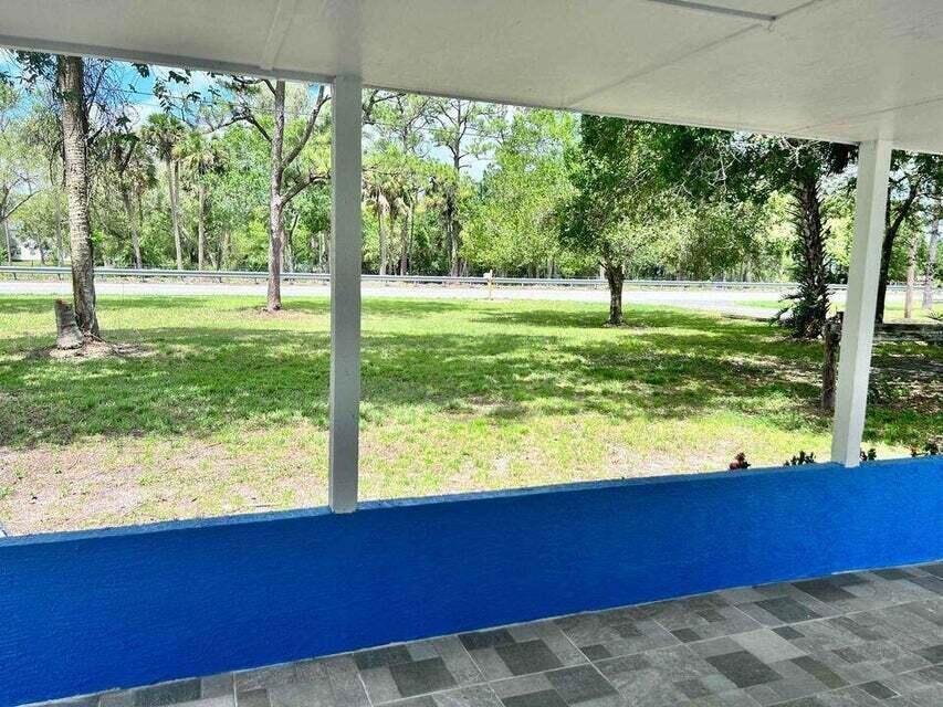 2410 South Brocksmith Road Fort Pierce, FL 34945 - Photo 4 of 65 Brocksmith 4