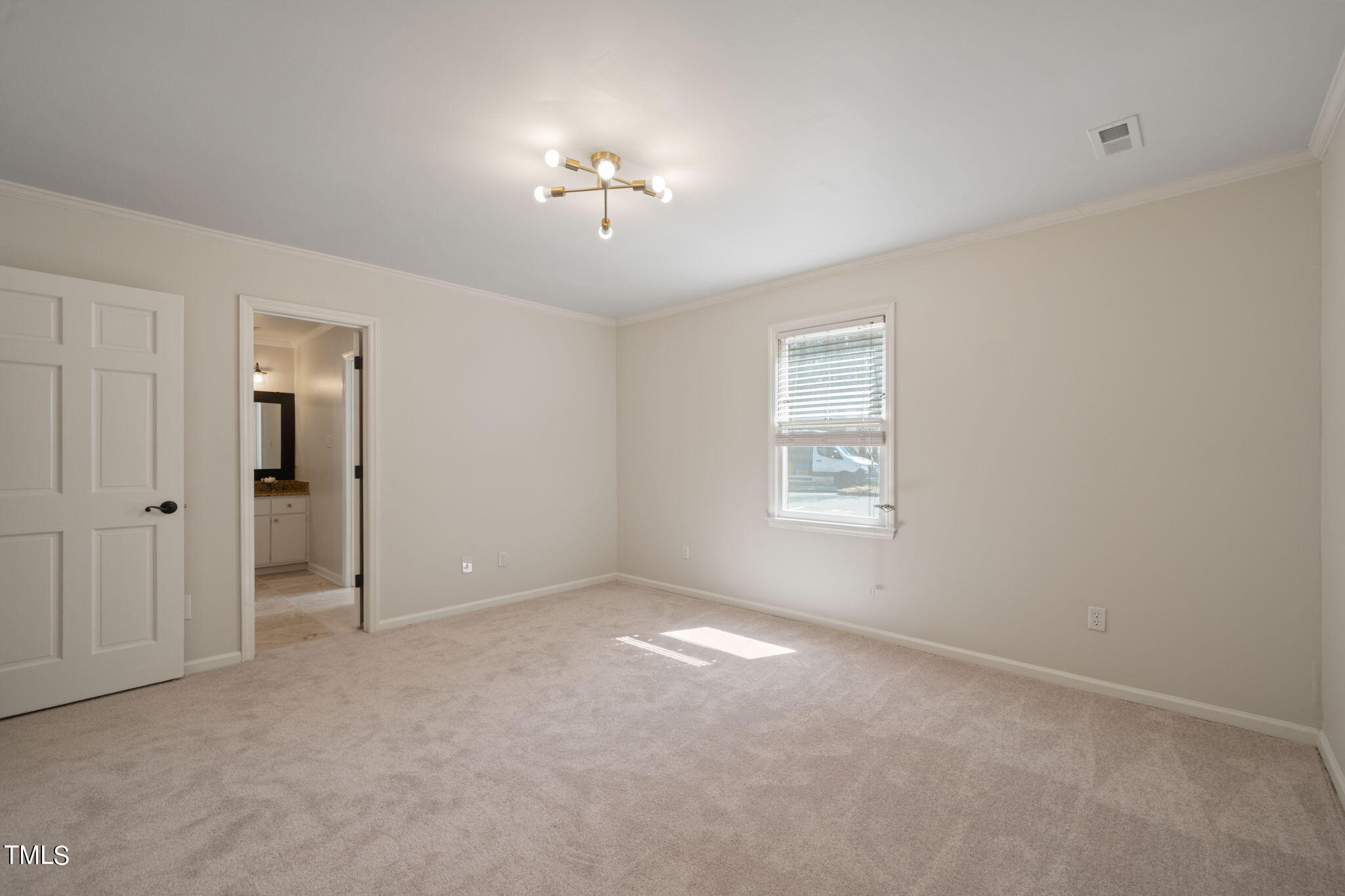 5674 Hamstead Crossing Raleigh, NC 27612 - Photo 16 of 43 39-web-or-mls-DSC01184