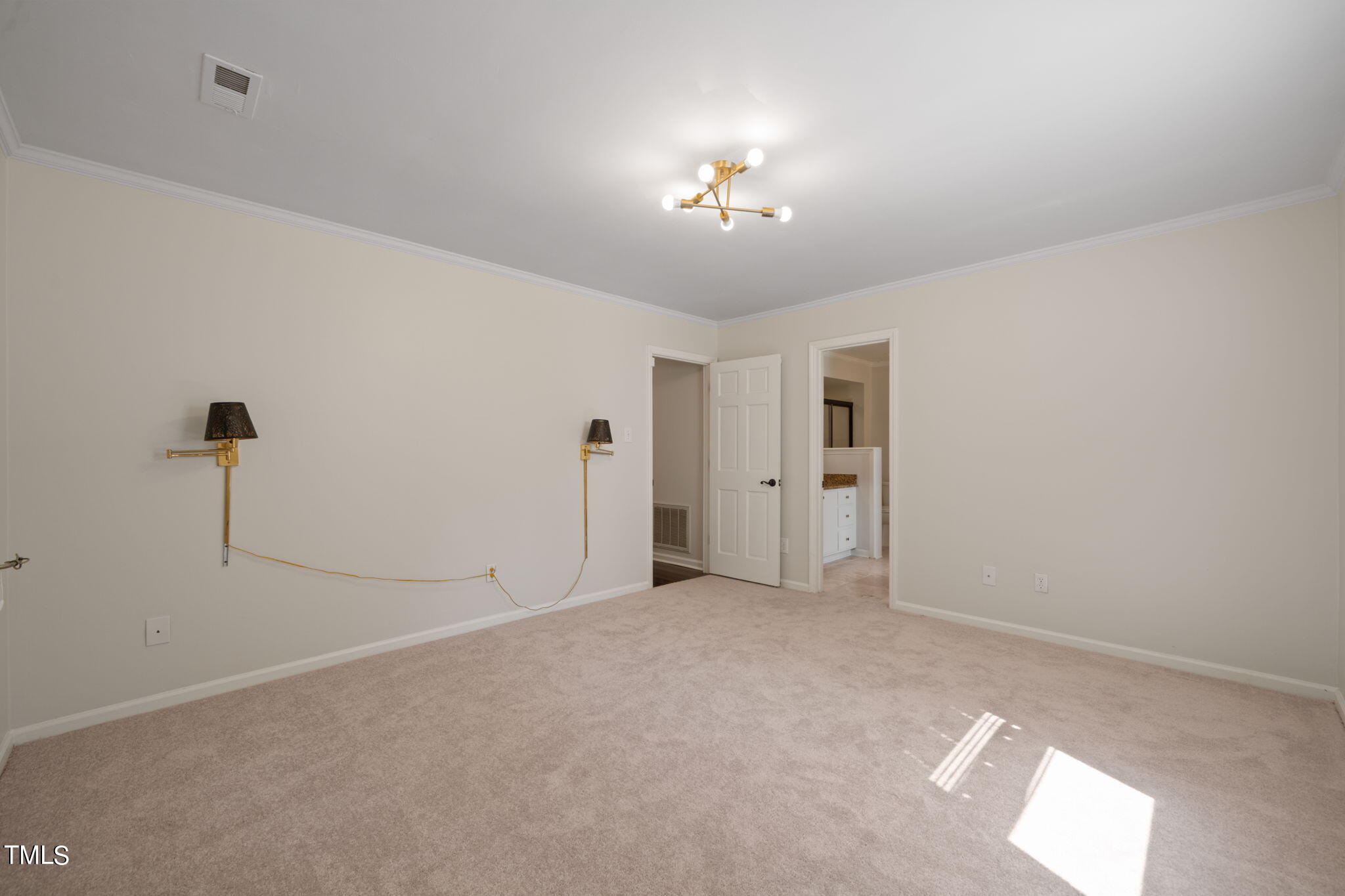 5674 Hamstead Crossing Raleigh, NC 27612 - Photo 17 of 43 38-web-or-mls-DSC01179