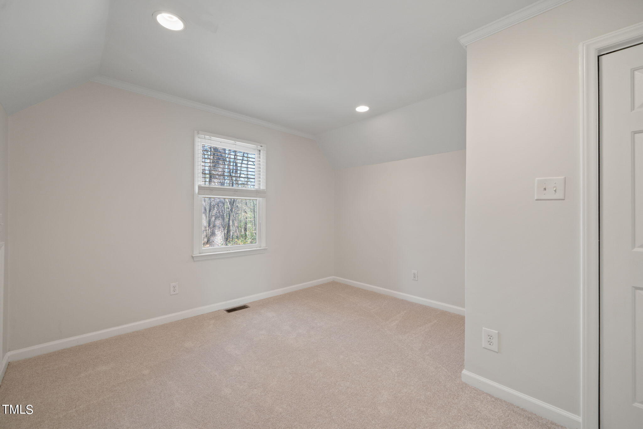 5674 Hamstead Crossing Raleigh, NC 27612 - Photo 30 of 43 32-web-or-mls-DSC01149