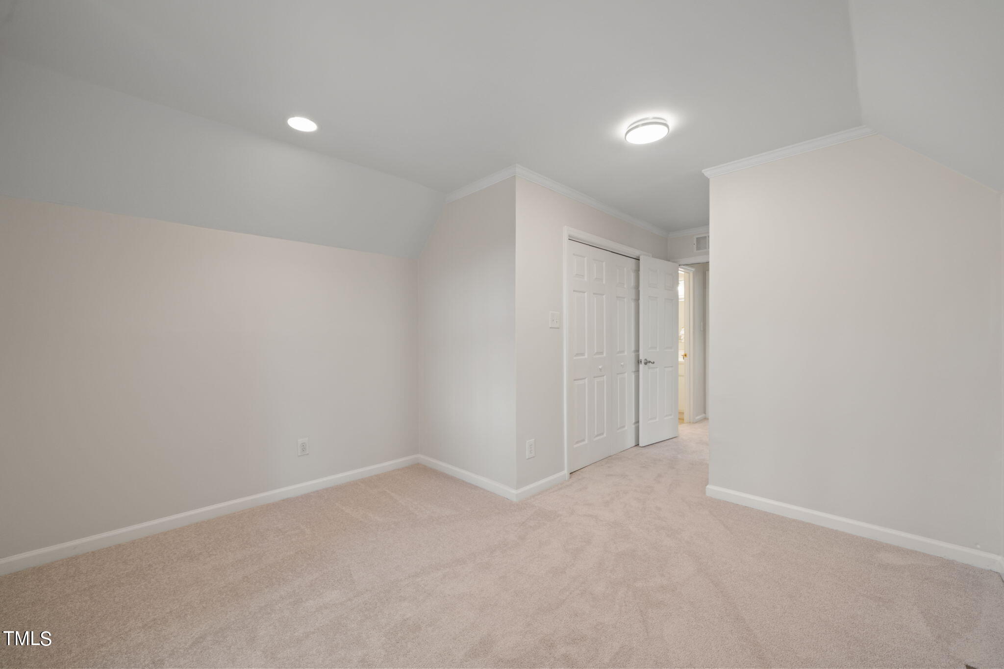 5674 Hamstead Crossing Raleigh, NC 27612 - Photo 31 of 43 33-web-or-mls-DSC01154