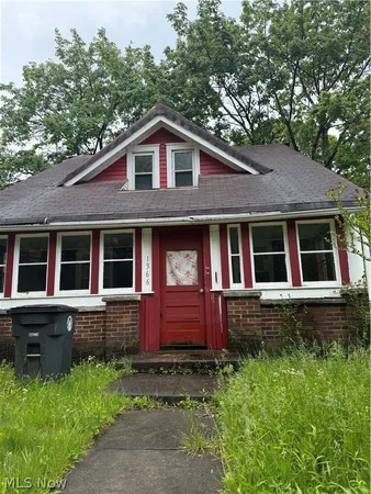 $101,000 | 1366 Superior Avenue, Akron, OH 44307