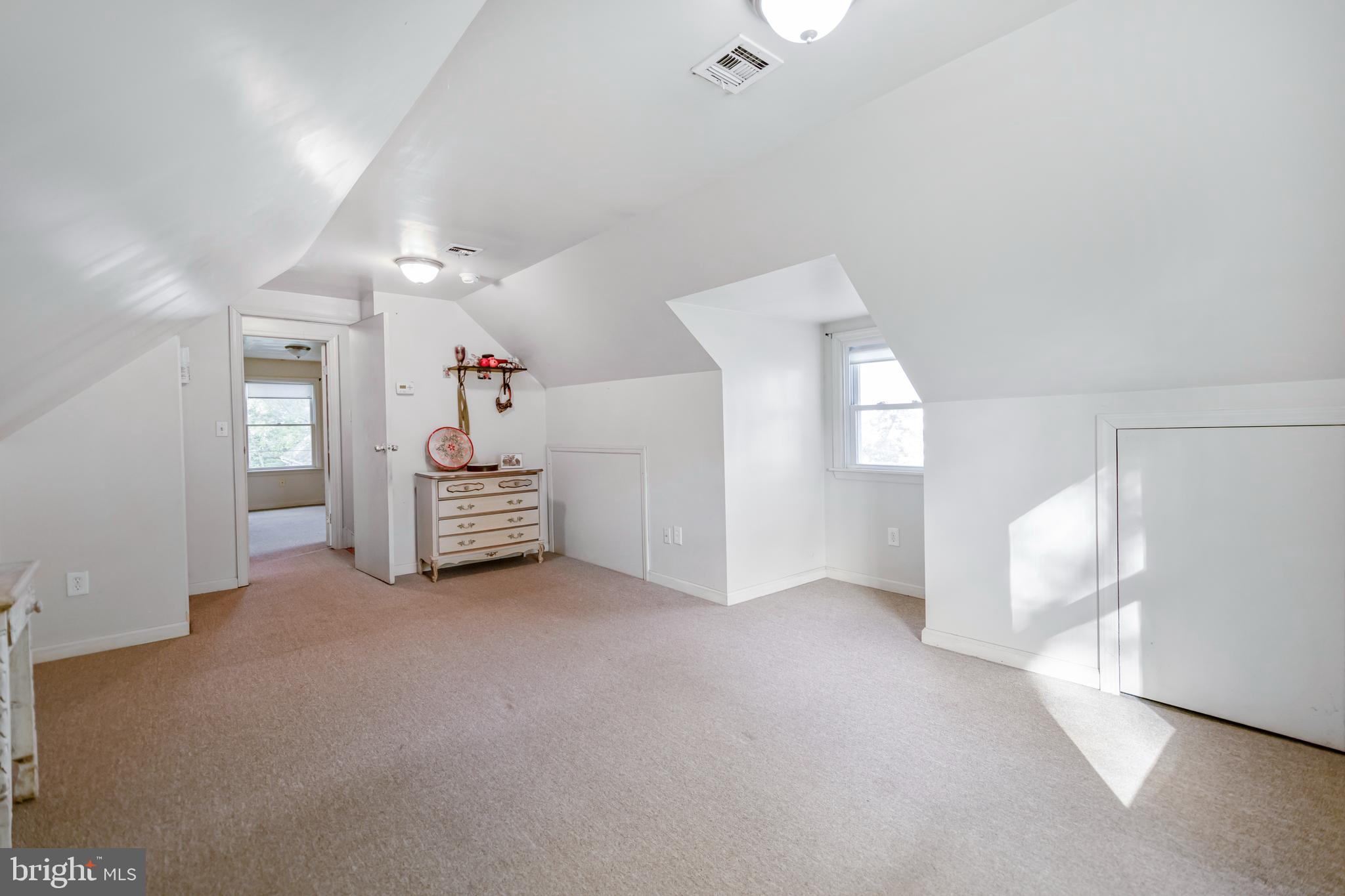 119 Nancy Lane Ewing, NJ 08638 - Photo 15 of 22