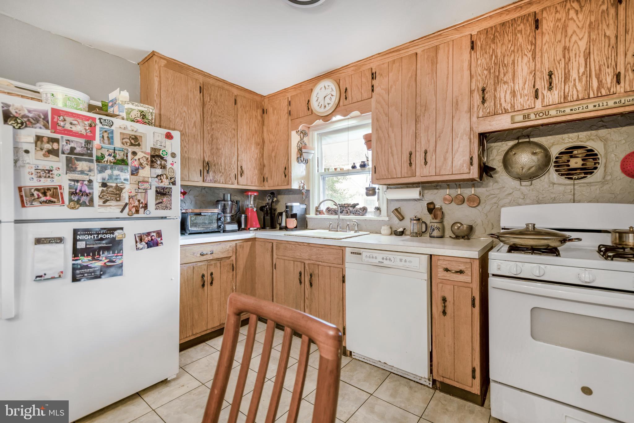 119 Nancy Lane Ewing, NJ 08638 - Photo 9 of 22