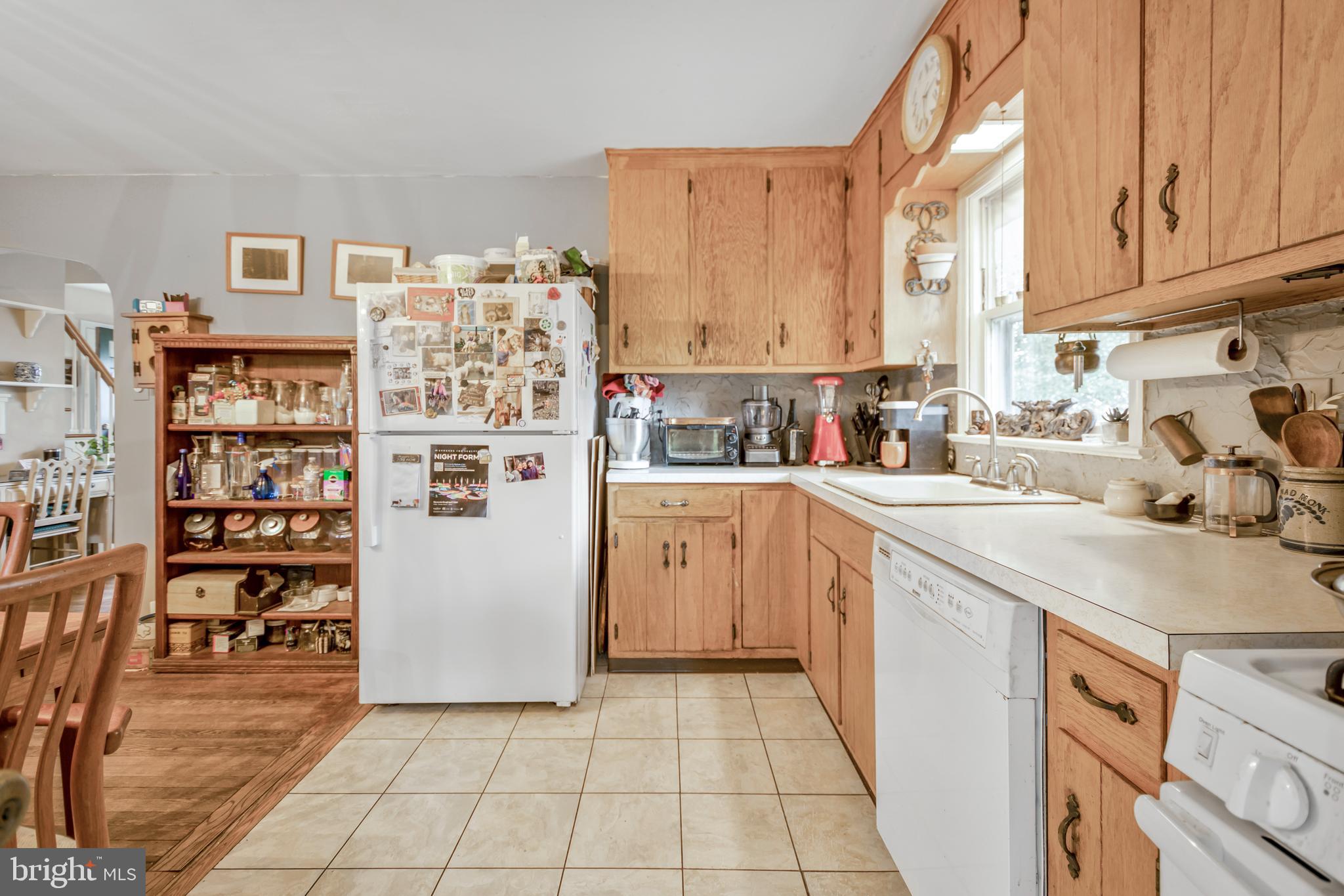 119 Nancy Lane Ewing, NJ 08638 - Photo 10 of 22