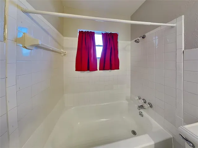 $1,799 | 1215 Lake Highland Drive, Orlando, FL 32803