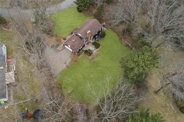 $959,900 | 8 Gladridge Drive, East Greenwich, RI 02818