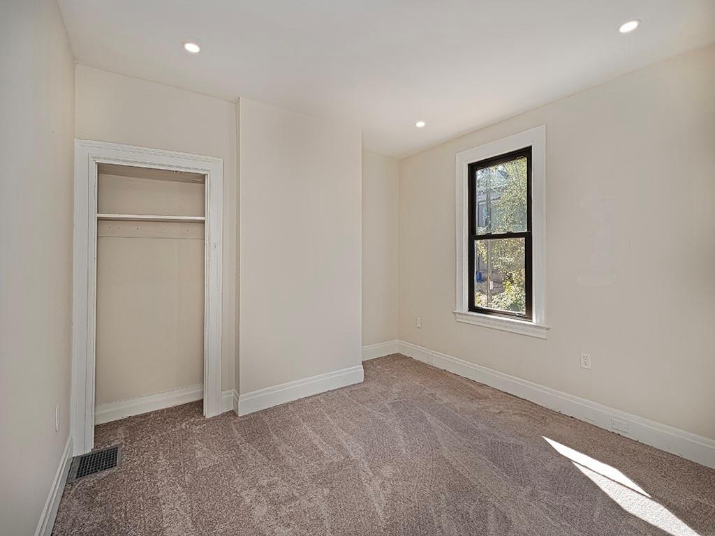 527 Marie Avenue Pittsburgh, PA 15202 - Photo 20 of 29