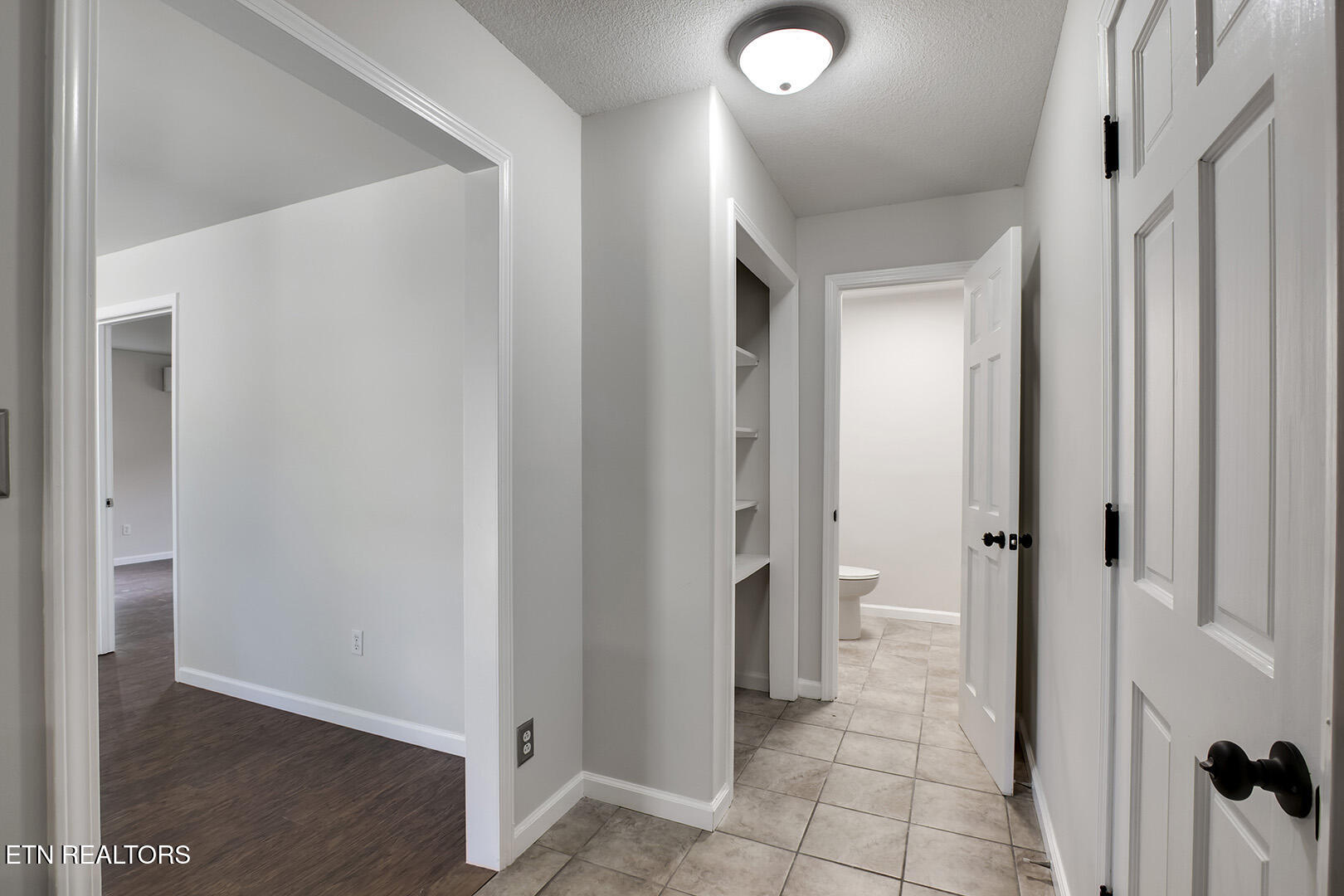 1240 Centerpoint Road Decatur, TN 37322 - Photo 29 of 56 29_CenterpointRoad_1240_Dining-GuestBath