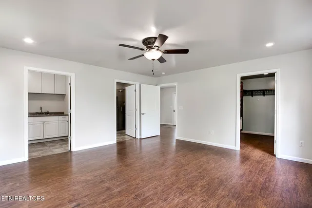 $444,000 | 1240 Centerpoint Road, Decatur, TN 37322