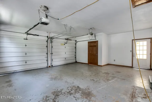 $444,000 | 1240 Centerpoint Road, Decatur, TN 37322