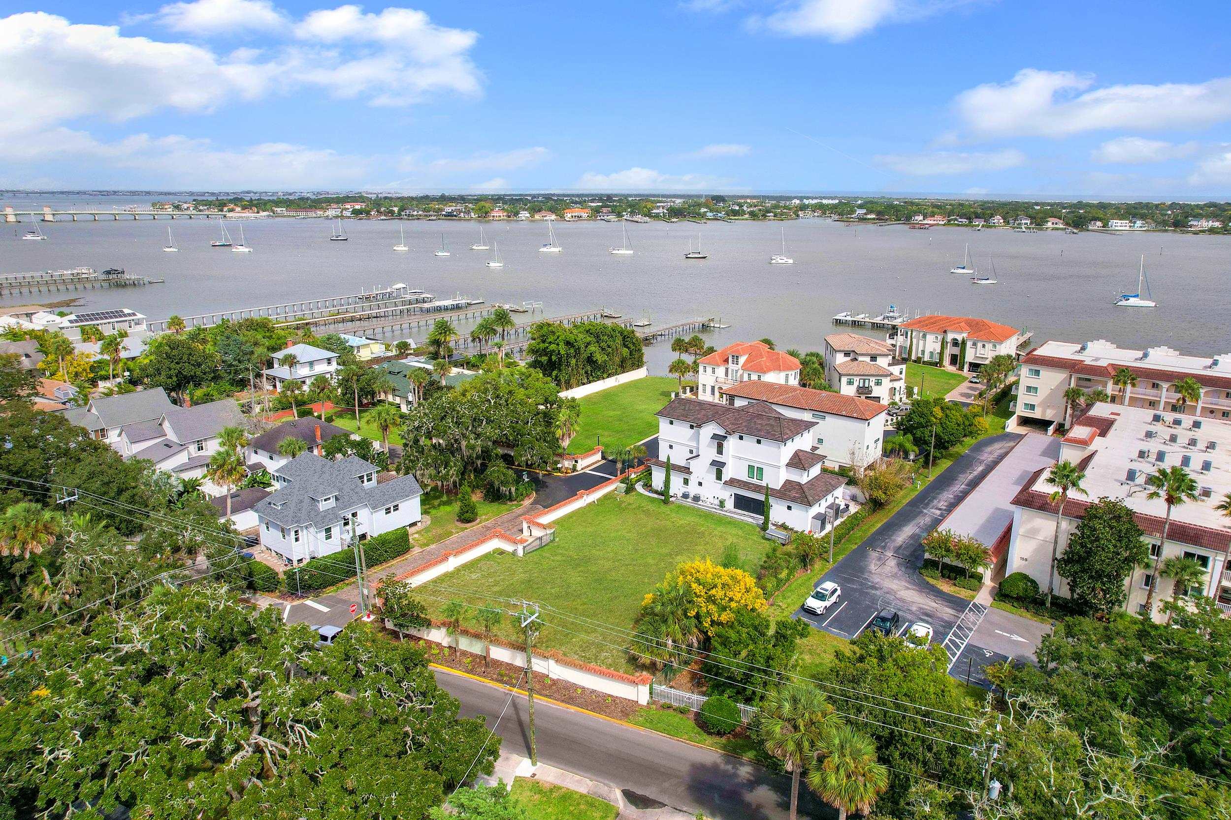 1 South Street, Unit A Baltimore, MD 21202 - Photo 2 of 30 a view of a lake with a city