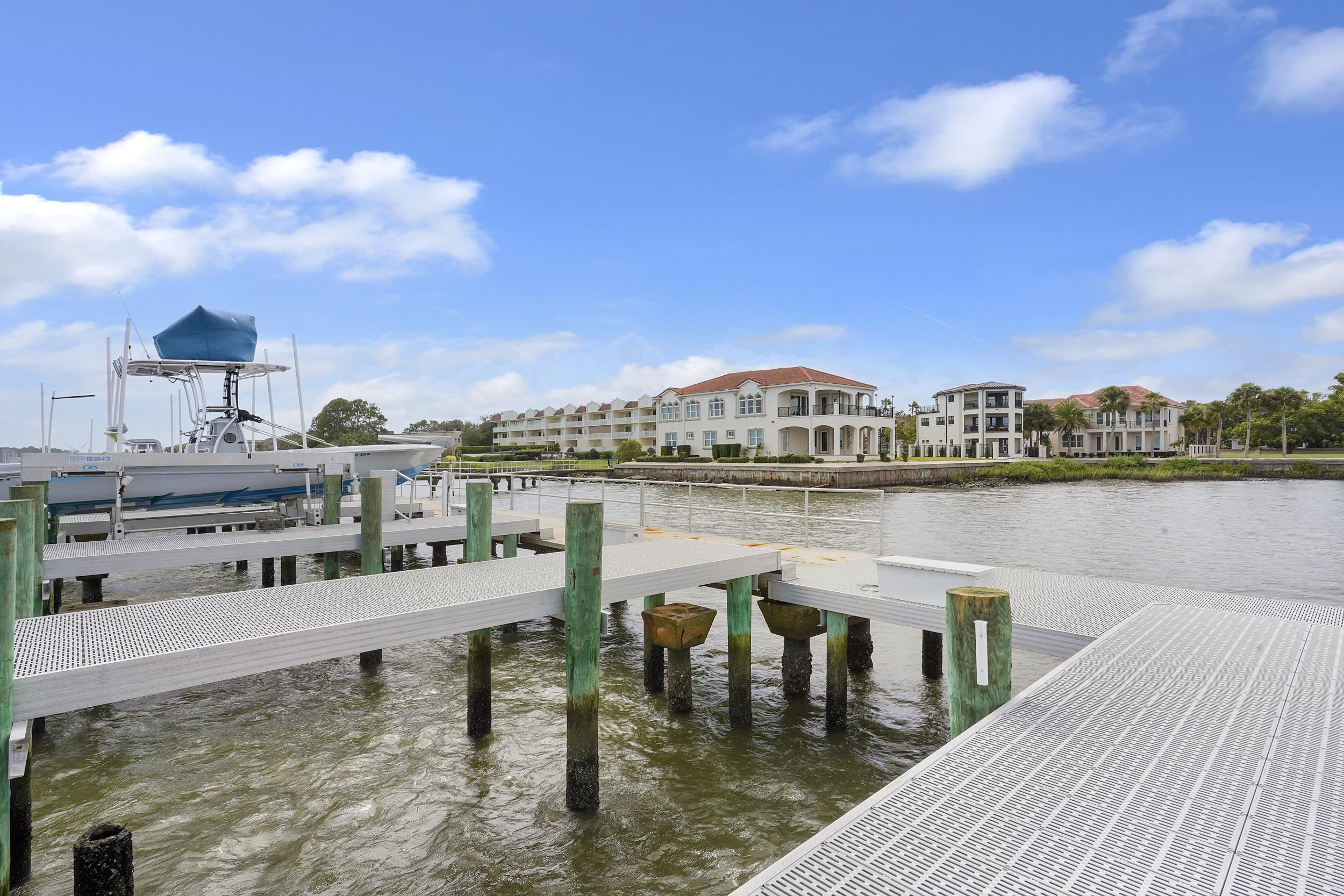 1 South Street, Unit A Baltimore, MD 21202 - Photo 24 of 30 a view of a lake with a terrace