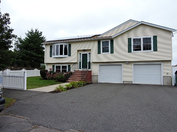 113 Farrell Road Lynn, MA 01905 - Photo 1 of 27 Gallery Image 1