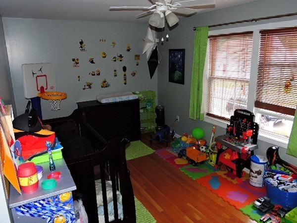 113 Farrell Road Lynn, MA 01905 - Photo 17 of 27 Gallery Image 17