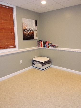 113 Farrell Road Lynn, MA 01905 - Photo 21 of 27 Gallery Image 21