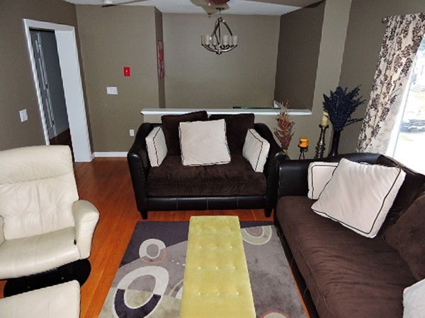 113 Farrell Road Lynn, MA 01905 - Photo 3 of 27 Gallery Image 3