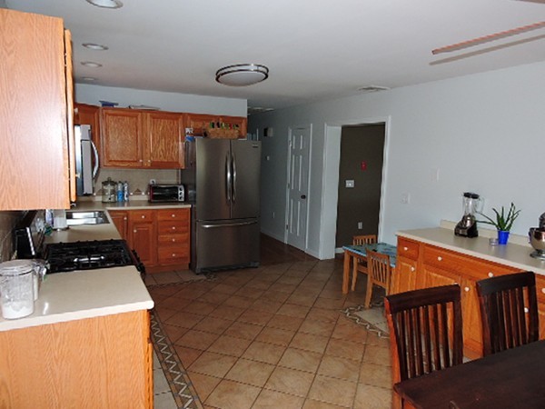 113 Farrell Road Lynn, MA 01905 - Photo 8 of 27 Gallery Image 8