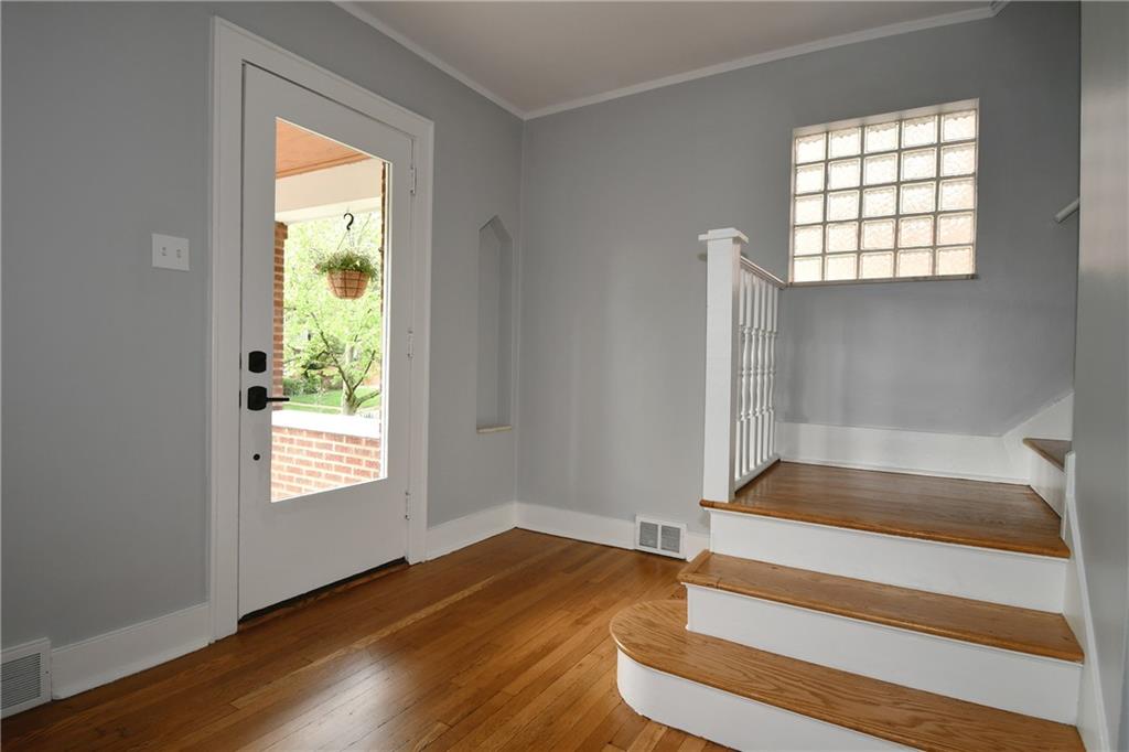 234 Arden Road Pittsburgh, PA 15216 - Photo 4 of 42 Gallery Image 4
