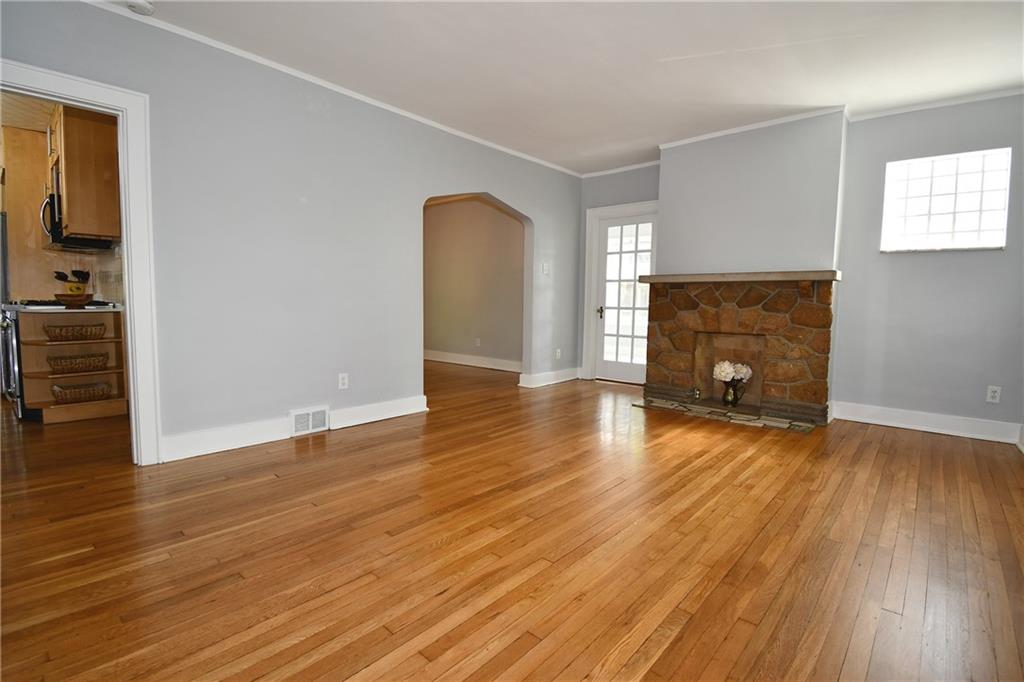 234 Arden Road Pittsburgh, PA 15216 - Photo 5 of 42 Gallery Image 5