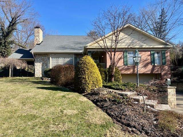 308 Rosslyn Road Carnegie, PA 15106 - Photo 1 of 44