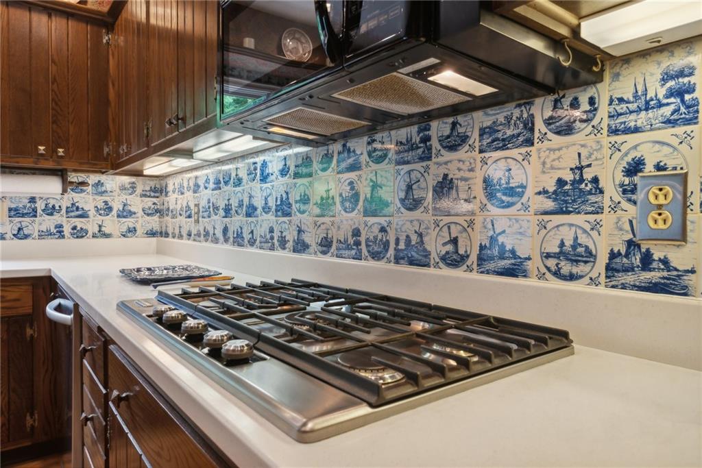 308 Rosslyn Road Carnegie, PA 15106 - Photo 13 of 44