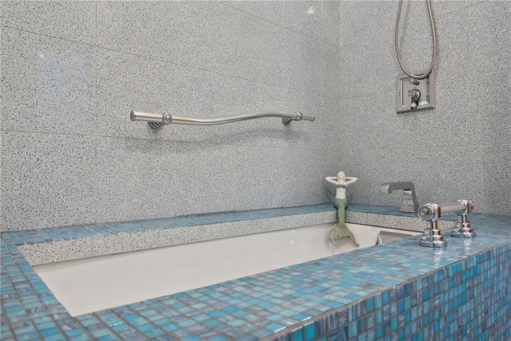 308 Rosslyn Road Carnegie, PA 15106 - Photo 26 of 44