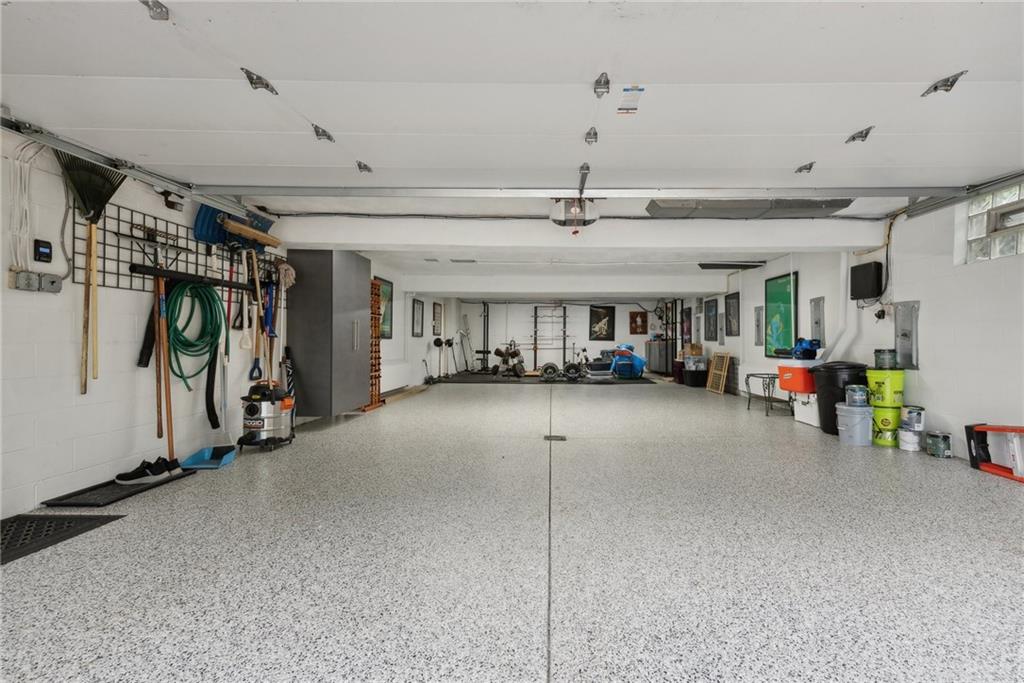 308 Rosslyn Road Carnegie, PA 15106 - Photo 38 of 44