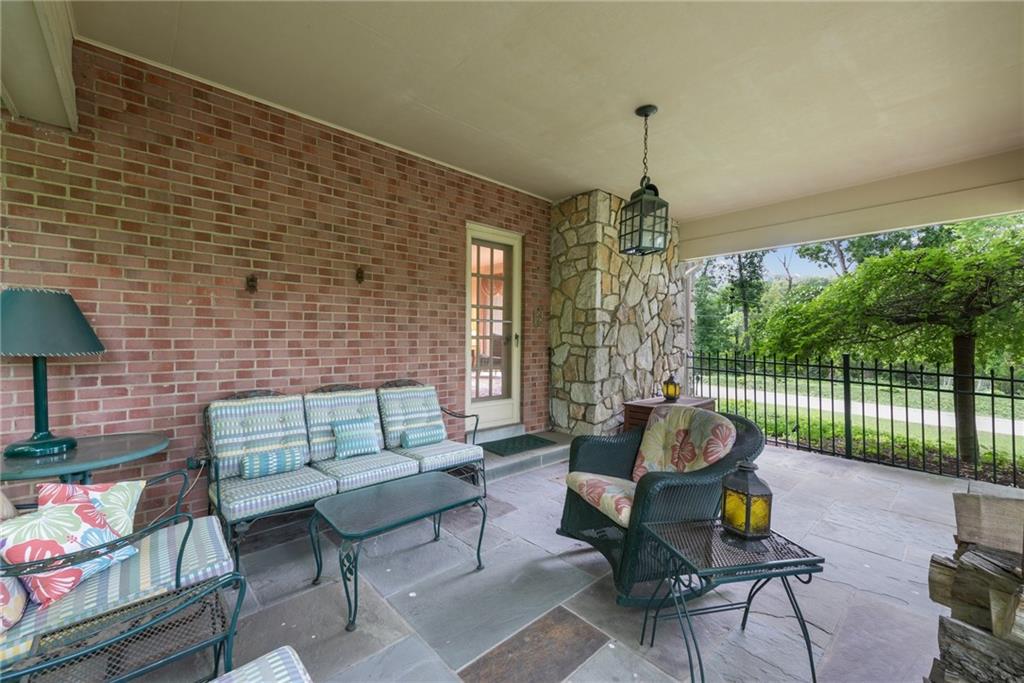 308 Rosslyn Road Carnegie, PA 15106 - Photo 40 of 44