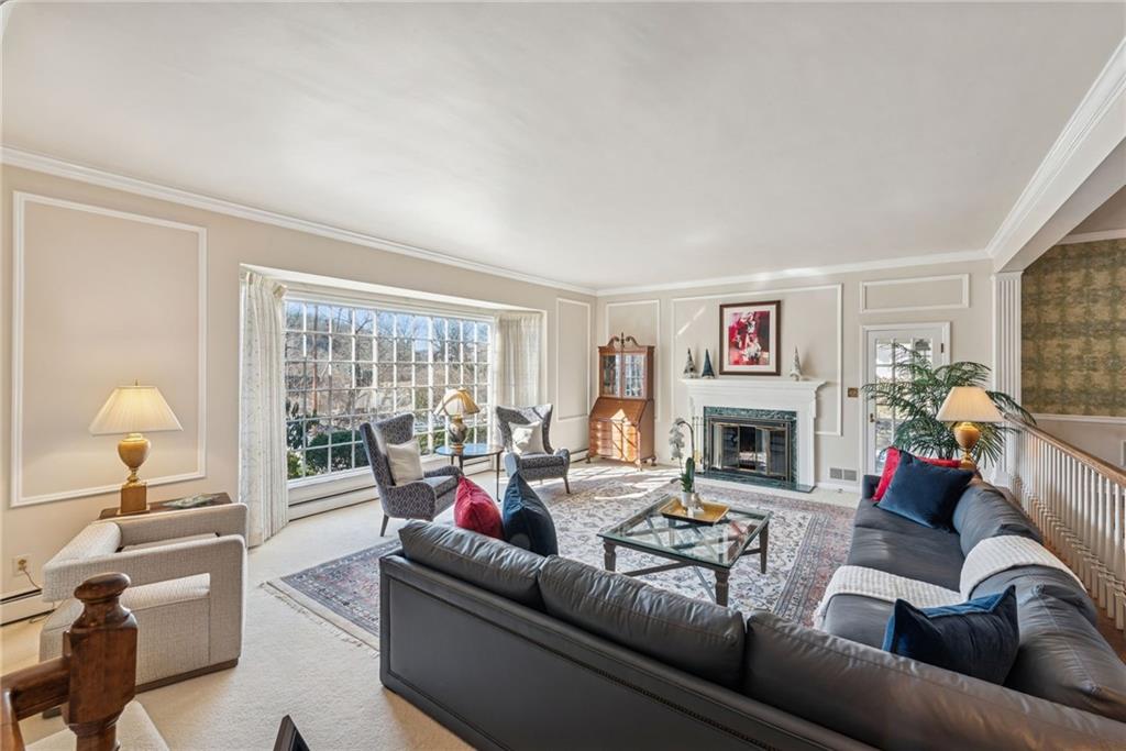 308 Rosslyn Road Carnegie, PA 15106 - Photo 6 of 44