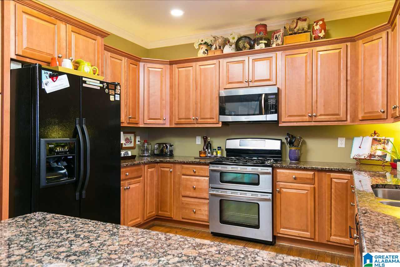 6202 Canterbury Road Pinson, AL 35126 - Photo 4 of 40