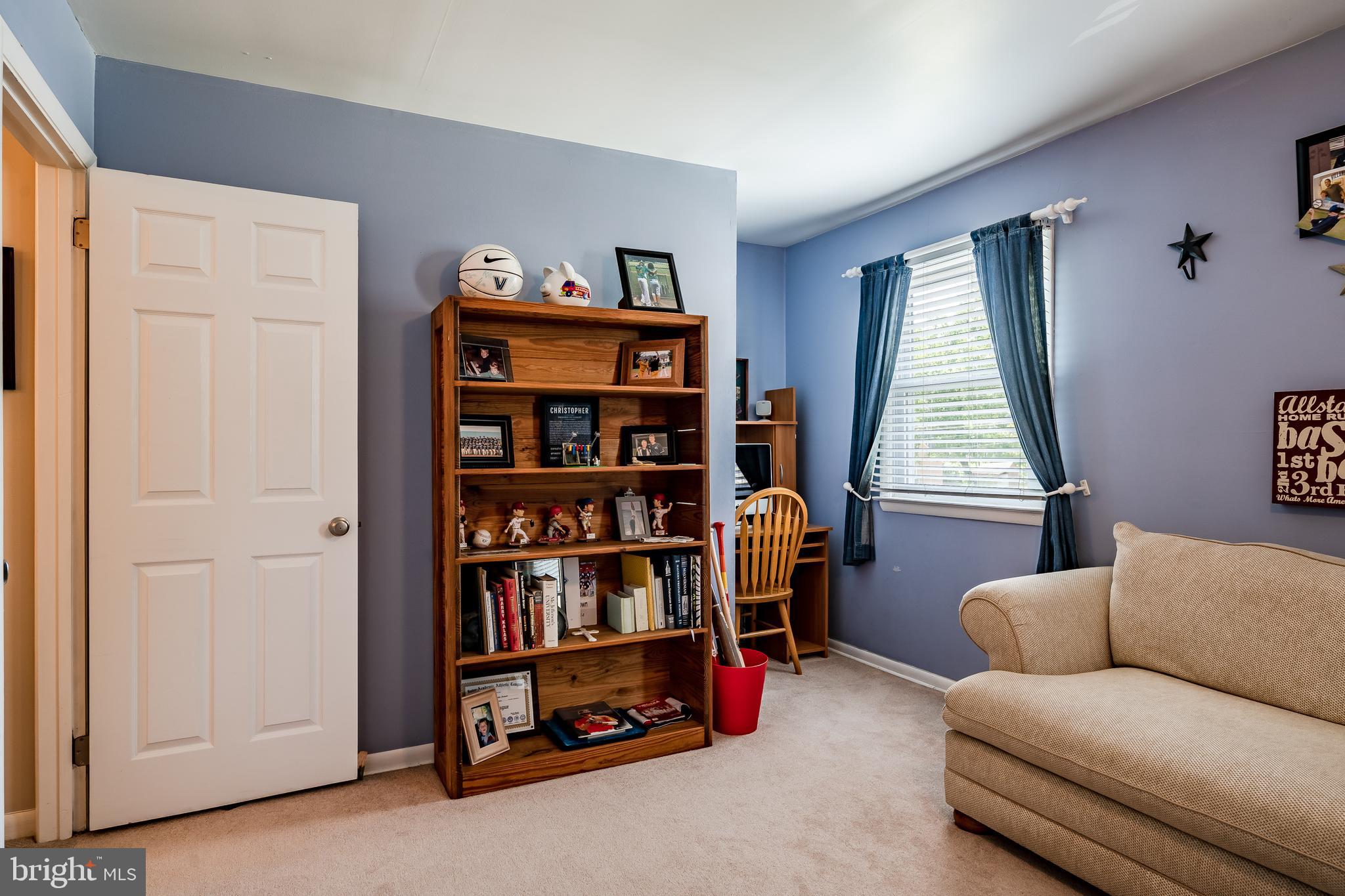 9 Pine Street Newtown Square, PA 19073 - Photo 40 of 54 Nook for desk