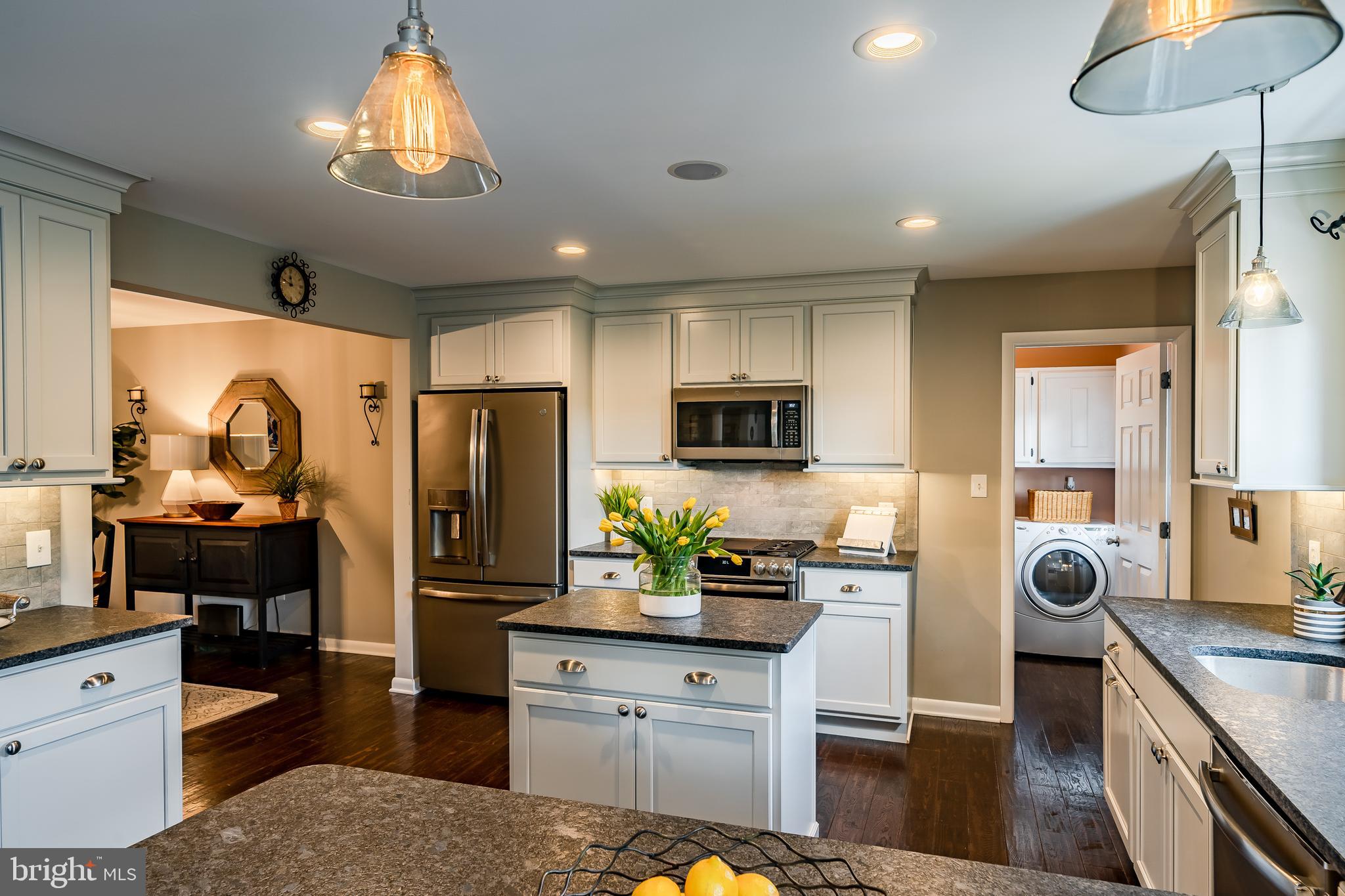 9 Pine Street Newtown Square, PA 19073 - Photo 8 of 54 Kitchen island