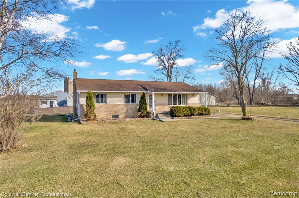 7410 Wilson Road Montrose, MI 48457 - Photo 2 of 38