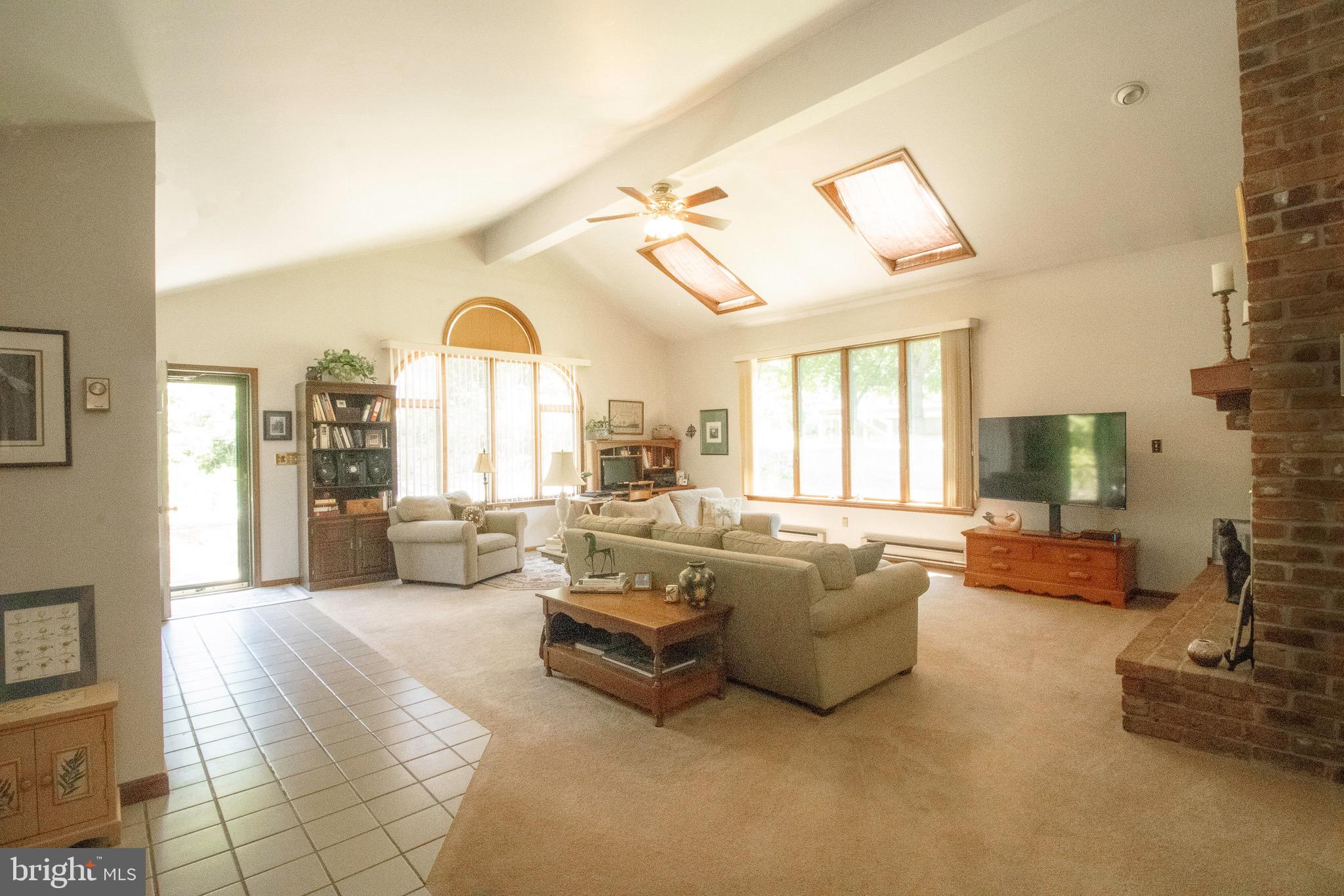 632 East Reeceville Road Coatesville, PA 19320 - Photo 7 of 18 Family Room