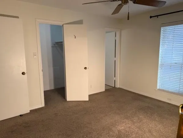 $1,695 | 955 Roaring Springs Road, Fort Worth, TX 76114