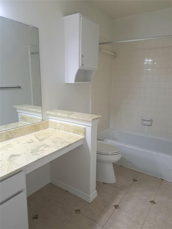 955 Roaring Springs Road Fort Worth, TX 76114 - Photo 17 of 22