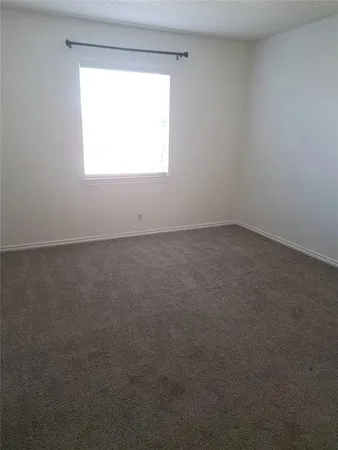 $1,750 | 955 Roaring Springs Road, Fort Worth, TX 76114