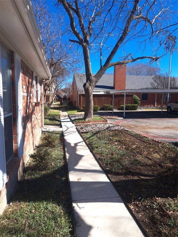 955 Roaring Springs Road Fort Worth, TX 76114 - Photo 2 of 22