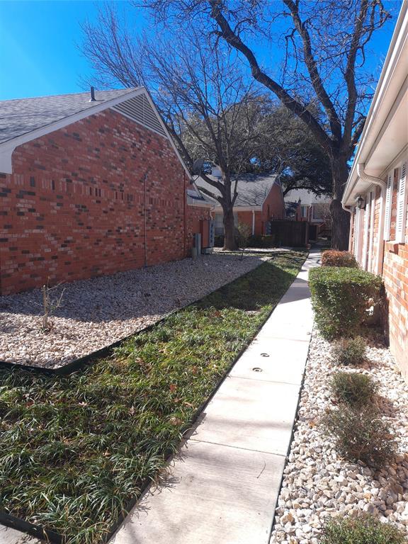 955 Roaring Springs Road Fort Worth, TX 76114 - Photo 5 of 22