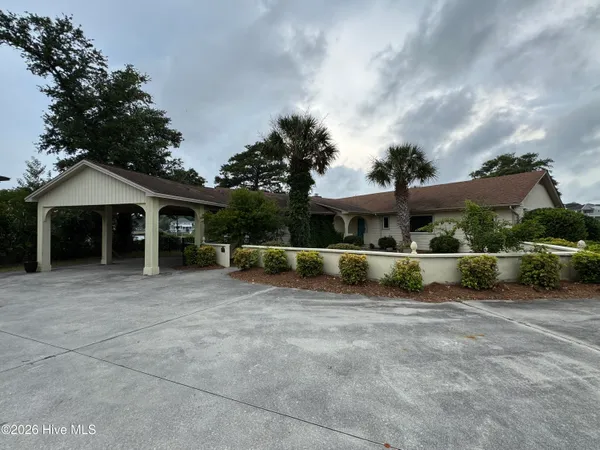 $3,800 | 220 Club Point Drive, Cape Carteret, NC 28584