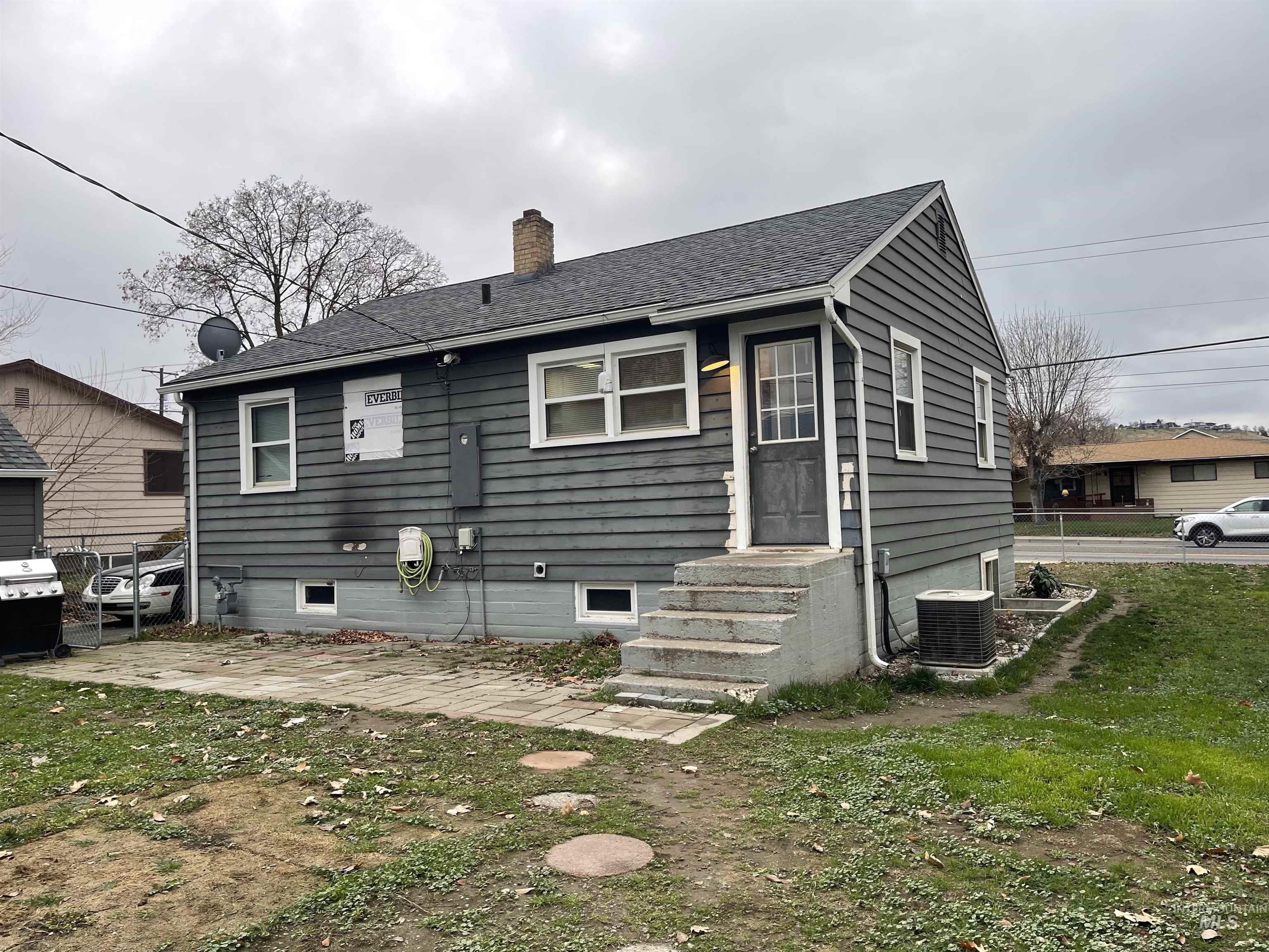 1117 15th Street Clarkston, WA 99403 - Photo 2 of 21