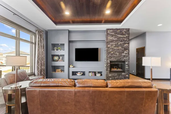 $974,000 | 3644 6th Street East, West Fargo, ND 58078