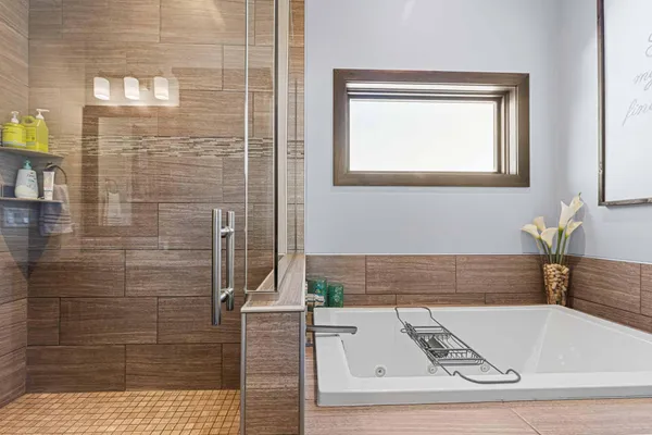 $974,000 | 3644 6th Street East, West Fargo, ND 58078