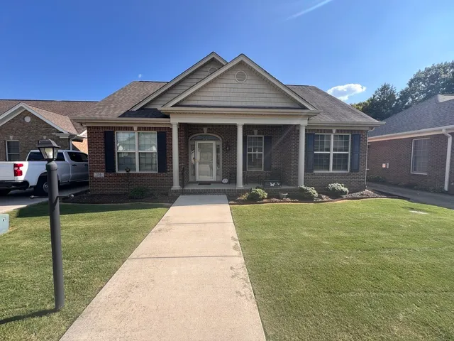 $349,900 | 116 Riley Circle, Fayetteville, TN 37334