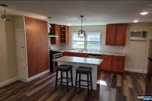 $3,600 | 7 Lindsley Road, Little Falls, NJ 07424