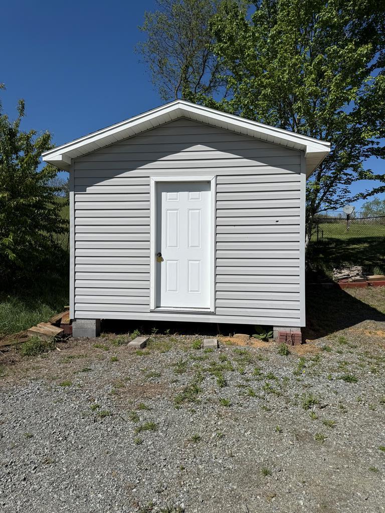 74 Fulton Road Independence, VA 24348 - Photo 10 of 80 Gallery Image 10
