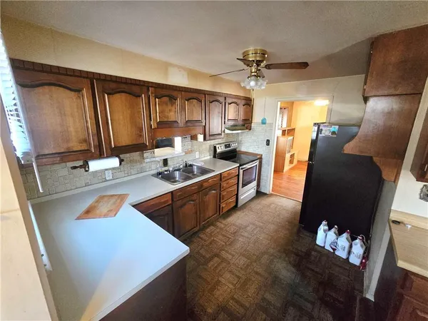 $104,900 | 402 Vine Street, Tarkio, MO 64491