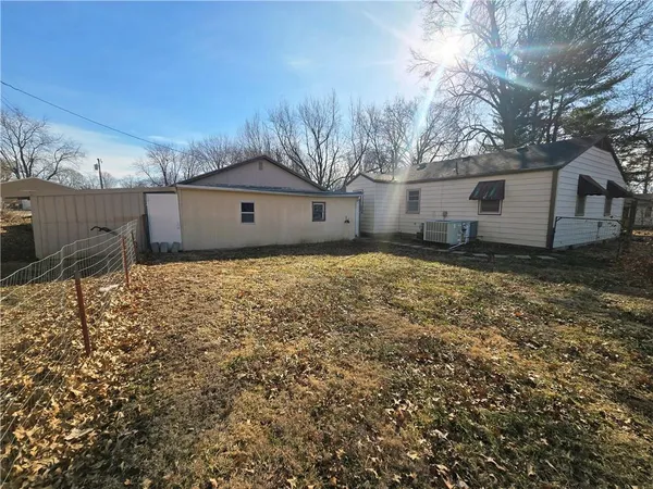 $104,900 | 402 Vine Street, Tarkio, MO 64491
