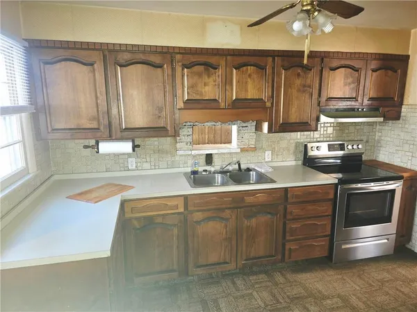 $104,900 | 402 Vine Street, Tarkio, MO 64491